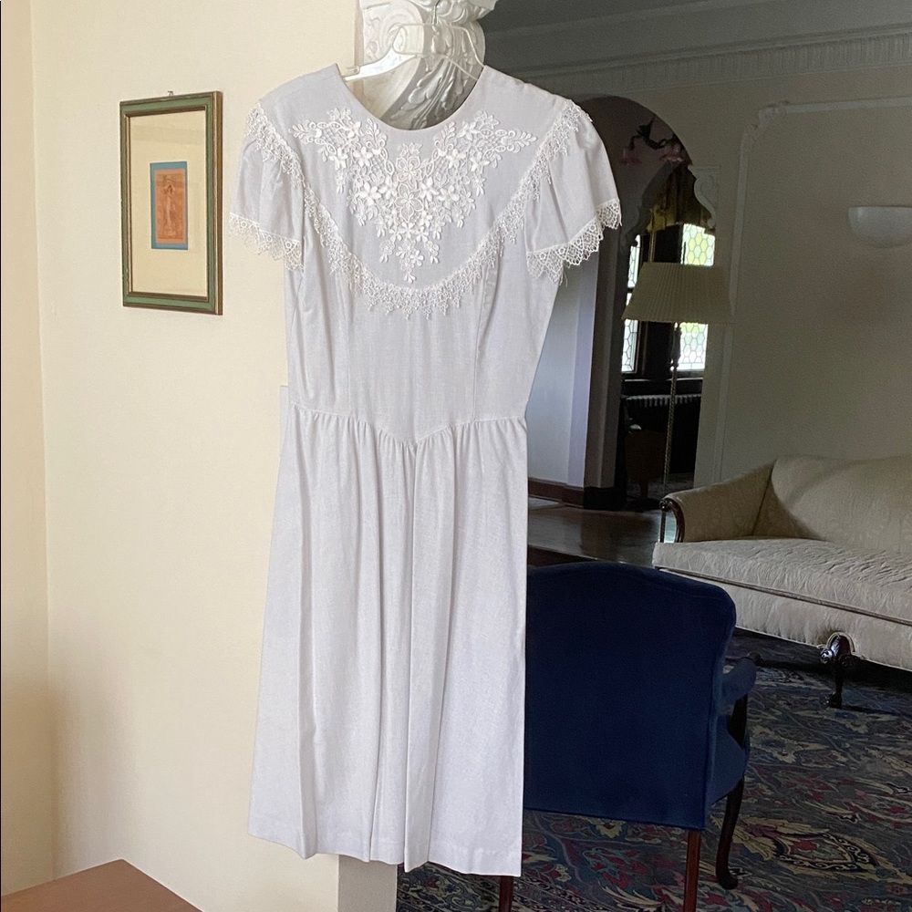 Jessica McClintock Light Blue & White Dress with White Lace Trim 10